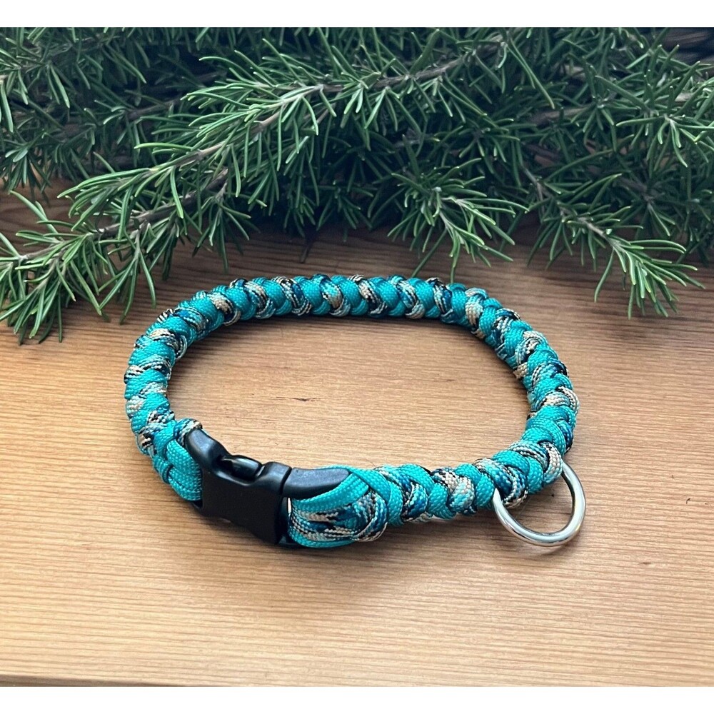 Fits 11 in. Neck Size, Thick Round Braid Quick Release Paracord Dog Collar NEW